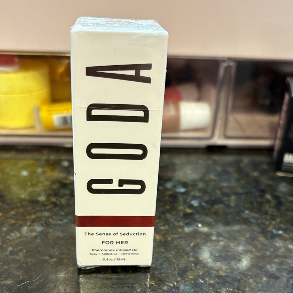 NWT Goda for Her Pheromone Infused Oil -